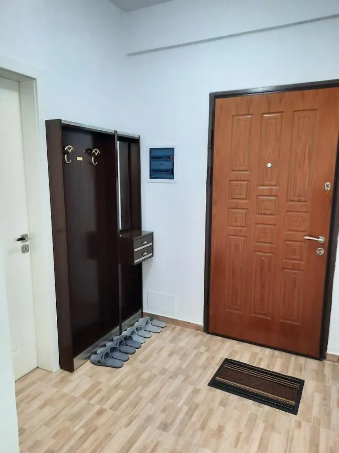 Gjirokastra Apartment 360
